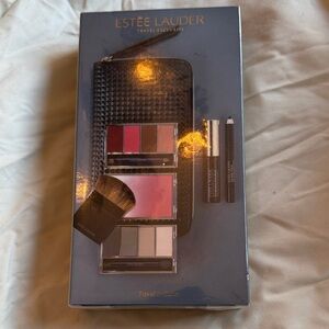Estee Lauder Travel Exclusive Blush Set - Pink, Red, Black